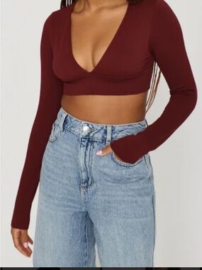 Garage Long Sleeve Plunge V Crop Top - Burgundy